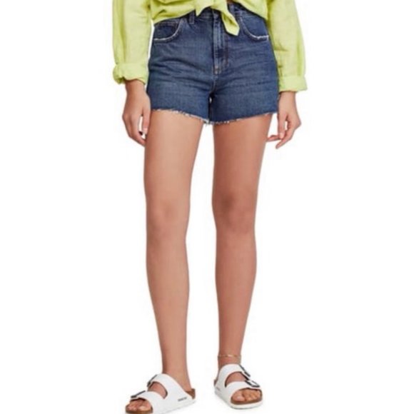 BDG Denim Cutt-Off Shorts - Picture 2 of 8